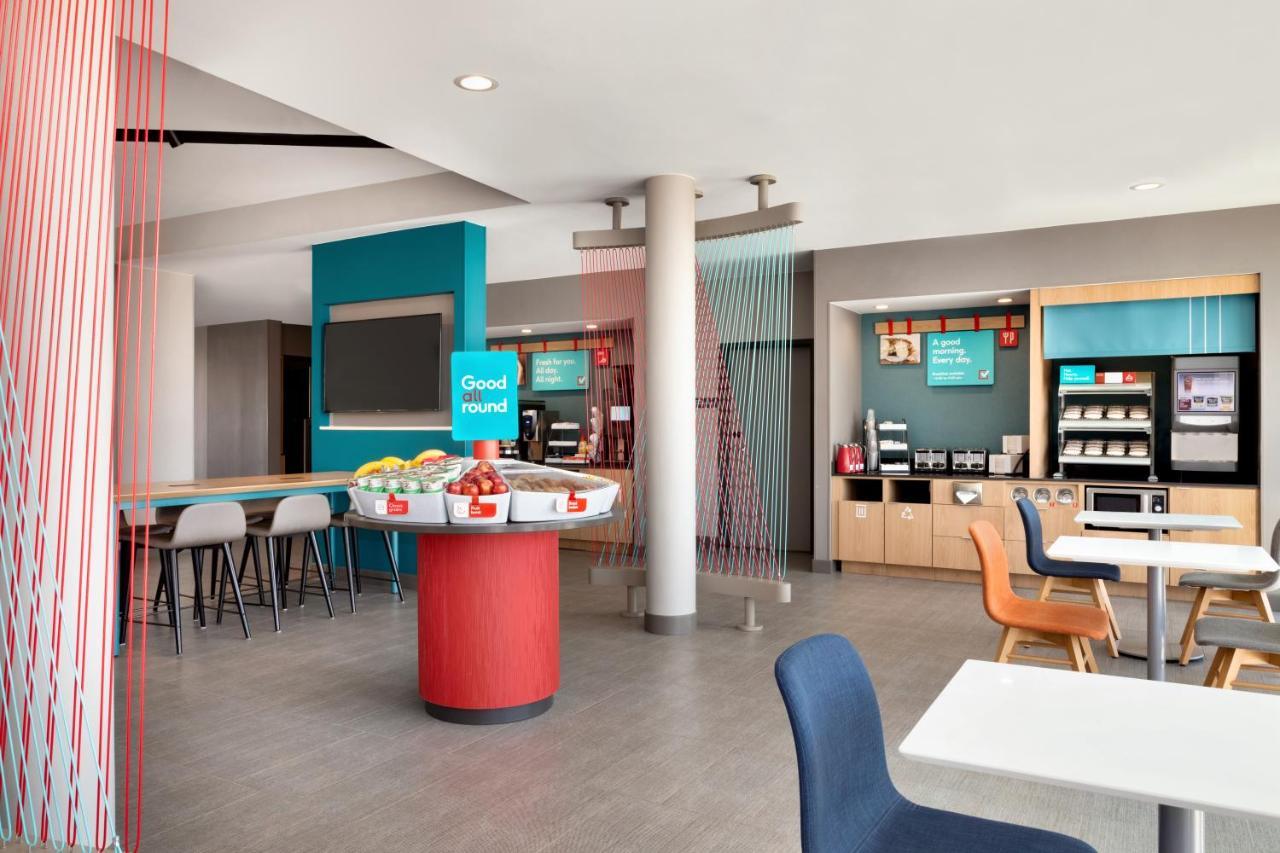 Avid Hotel - Toronto - Vaughan Southwest By Ihg ภายนอก รูปภาพ